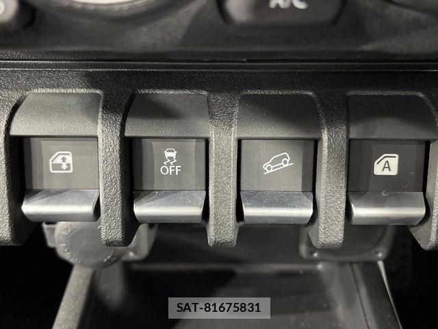 Suzuki JIMNY 2026-03 6815477-5