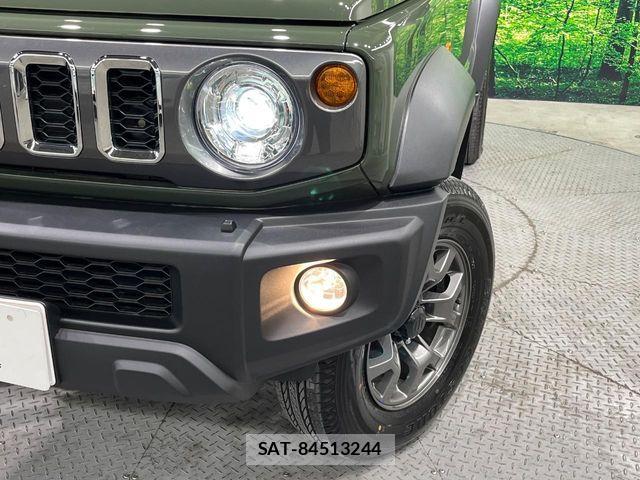 Suzuki JIMNY 2026-04 6815476-11
