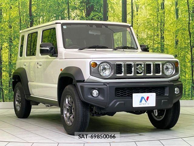 Suzuki JIMNY 2025-06 6815479-15