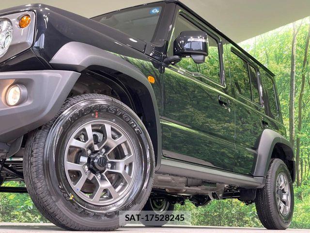 Suzuki JIMNY 2026-04 7220332-12