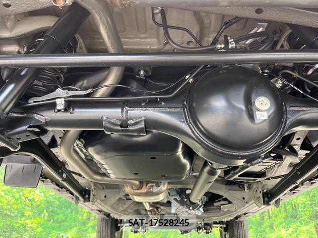 Suzuki JIMNY 2026-04 7220332-18