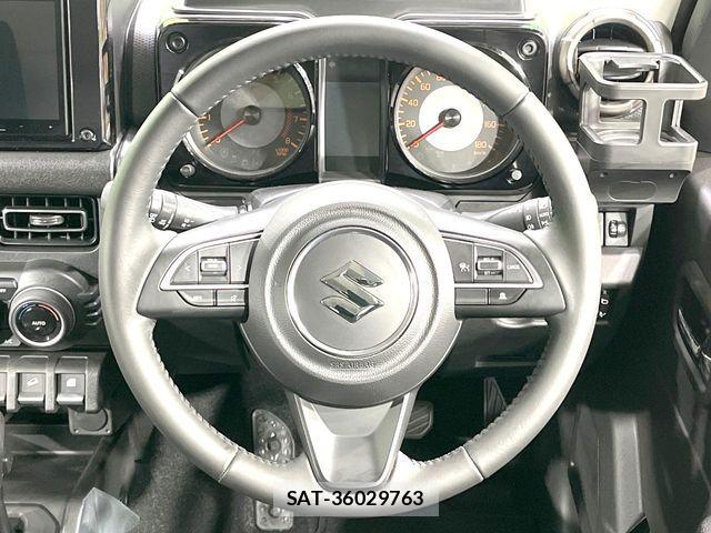 Suzuki JIMNY 2025-10 7220327-10