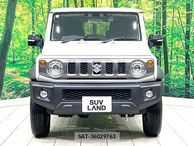 Suzuki JIMNY 2025-10 7220327-13