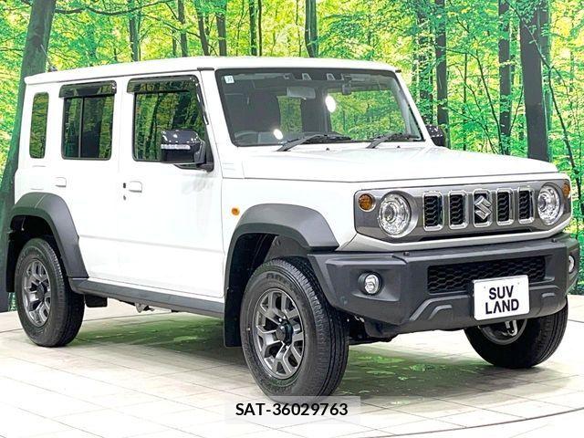 Suzuki JIMNY 2025-10 7220327-15