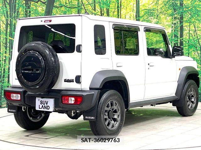 Suzuki JIMNY 2025-10 7220327-16