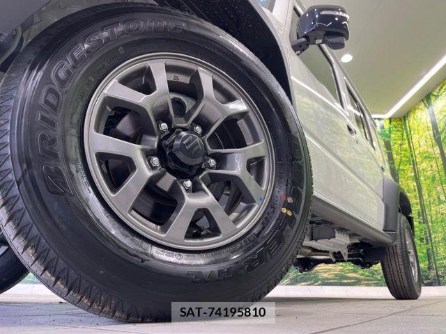 Suzuki JIMNY 2026-01 7220325-12