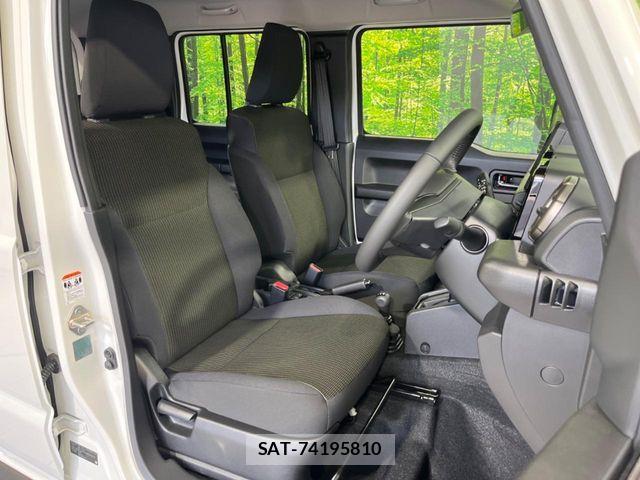 Suzuki JIMNY 2026-01 7220325-7