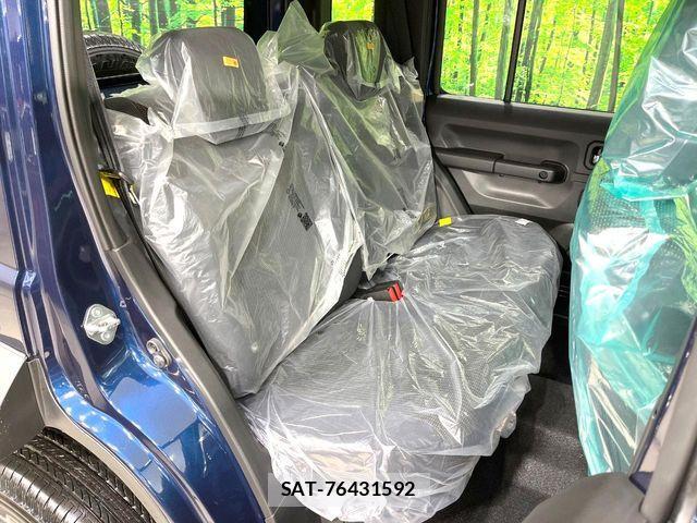 Suzuki JIMNY 2026-04 7220331-9