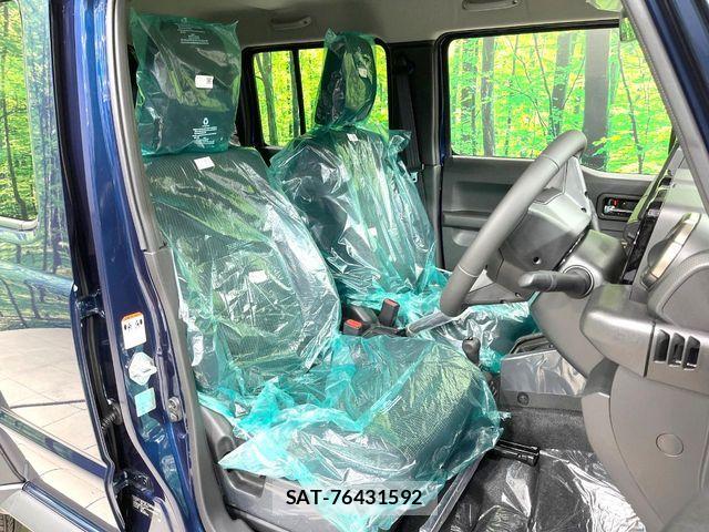 Suzuki JIMNY 2026-04 7220331-8