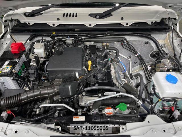 Suzuki JIMNY 2025-07 7358287-17