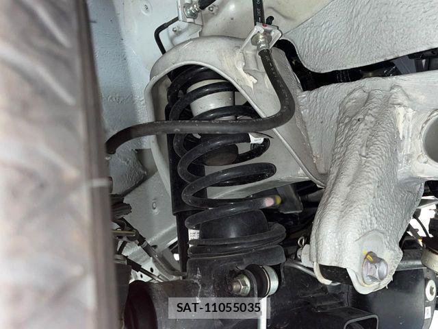 Suzuki JIMNY 2025-07 7358287-19