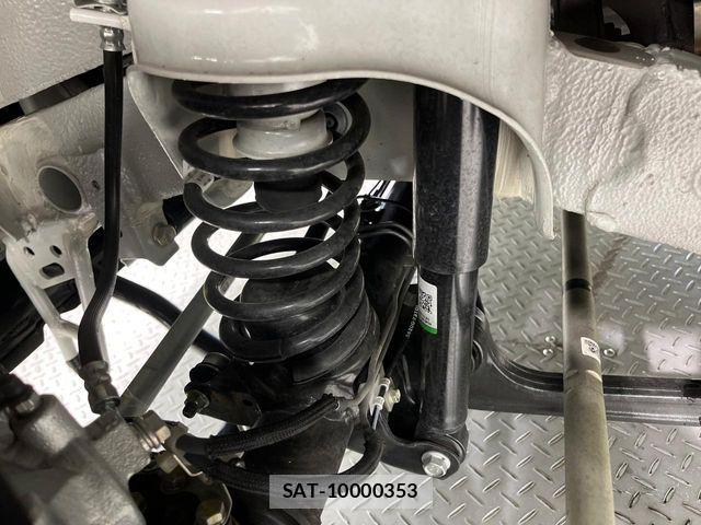Suzuki JIMNY 2025-07 8230483-19