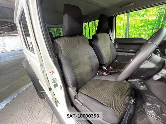 Suzuki JIMNY 2025-07 8230483-7