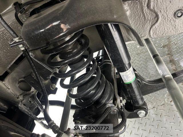 Suzuki JIMNY 2025-12 8230482-19