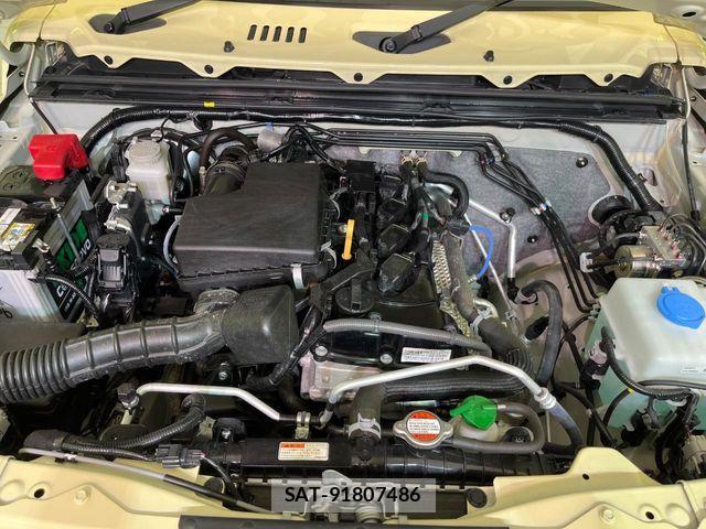 Suzuki JIMNY 2025-06 8883794-17