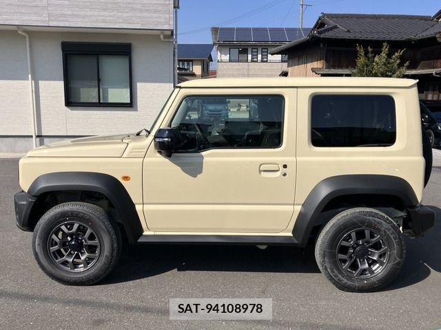 Suzuki JIMNY SIERRA 2025-01 1207009-5