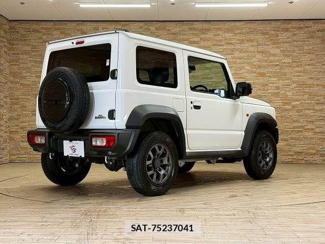 Suzuki JIMNY SIERRA 2024-12 6815489-16