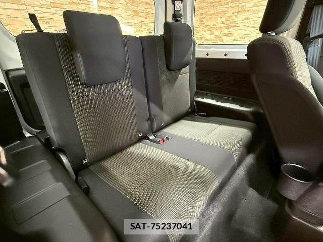 Suzuki JIMNY SIERRA 2024-12 6815489-5