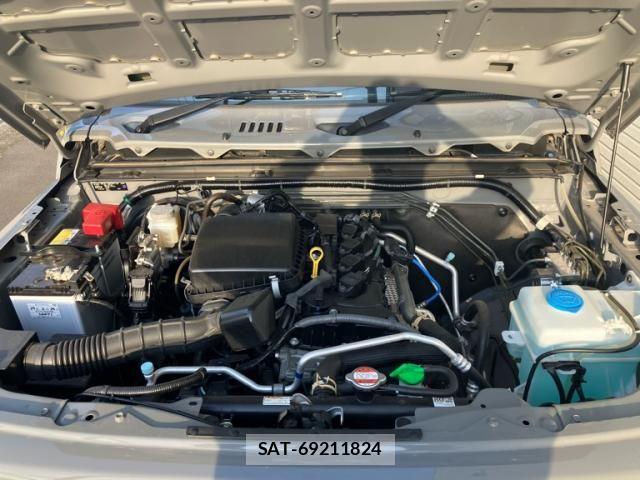 Suzuki JIMNY SIERRA 2019-03 6907132-15