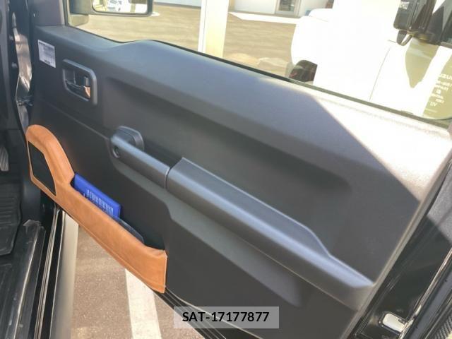 Suzuki JIMNY SIERRA 2022-03 7220356-16