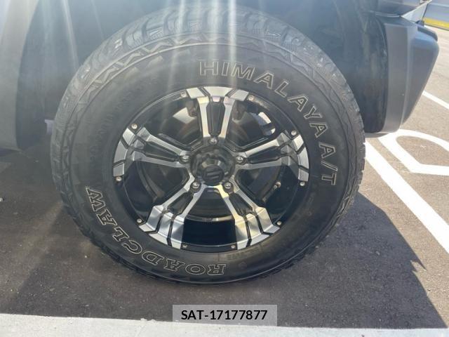 Suzuki JIMNY SIERRA 2022-03 7220356-4