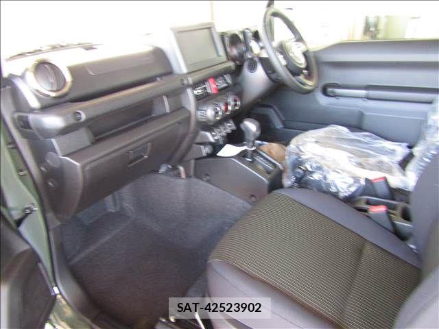 Suzuki JIMNY SIERRA 2026-05 7220377-11