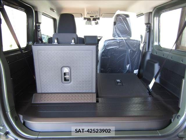 Suzuki JIMNY SIERRA 2026-05 7220377-16