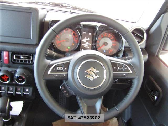 Suzuki JIMNY SIERRA 2026-05 7220377-2