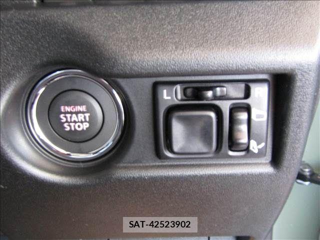 Suzuki JIMNY SIERRA 2026-05 7220377-4