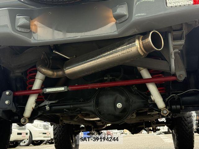 Suzuki JIMNY SIERRA 2019-07 7220349-11