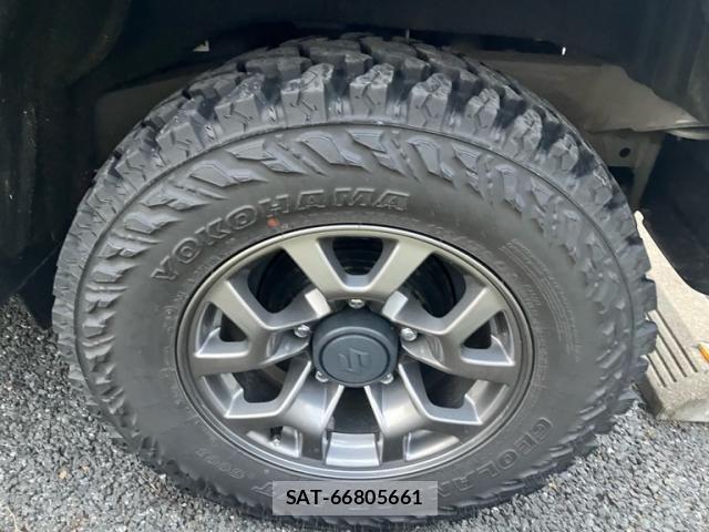 Suzuki JIMNY SIERRA 2023-09 7220359-9