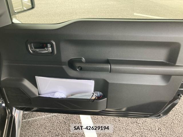 Suzuki JIMNY SIERRA 2022-01 7220354-28
