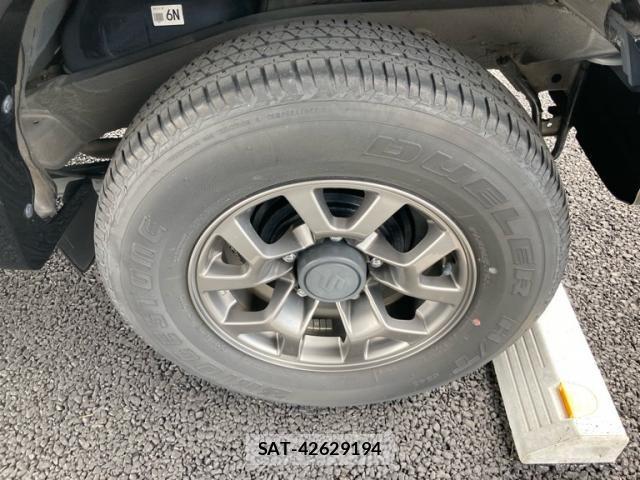 Suzuki JIMNY SIERRA 2022-01 7220354-4