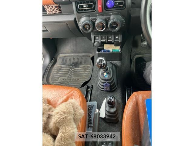 Suzuki JIMNY SIERRA 2019-07 7220346-17