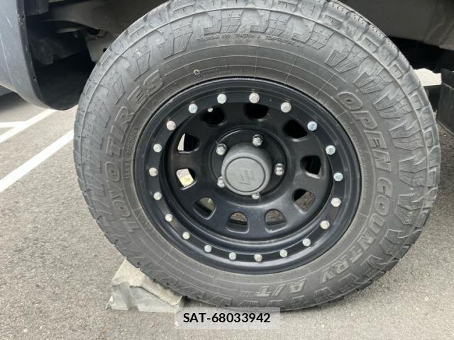 Suzuki JIMNY SIERRA 2019-07 7220346-4