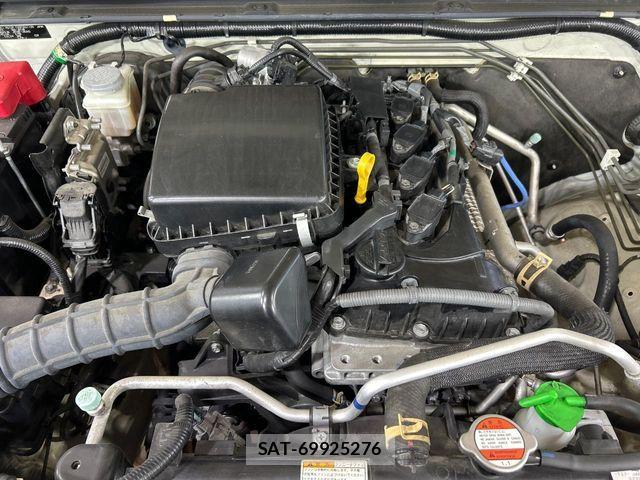 Suzuki JIMNY SIERRA 2021-03 7251185-17