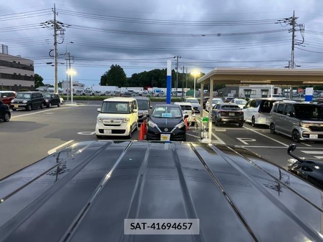Suzuki JIMNY SIERRA 2023-02 7251179-4