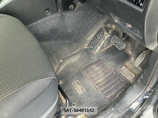 Suzuki JIMNY SIERRA 2020-03 7327753-19