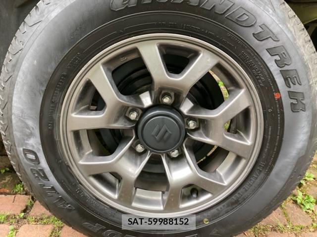 Suzuki JIMNY SIERRA 2022-07 7358290-5
