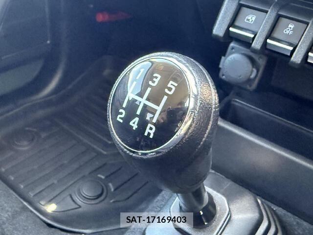 Suzuki JIMNY SIERRA 2023-05 7455171-5