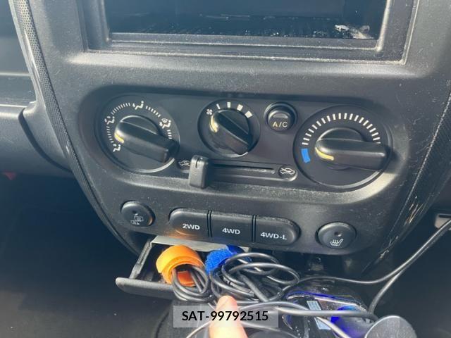 Suzuki JIMNY SIERRA 2012-02 7501094-20