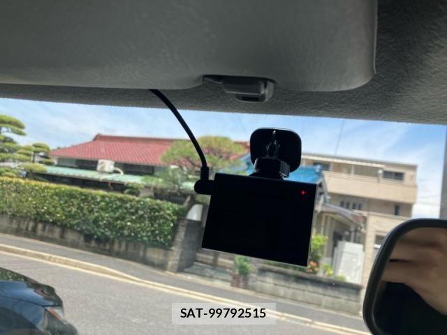 Suzuki JIMNY SIERRA 2012-02 7501094-23