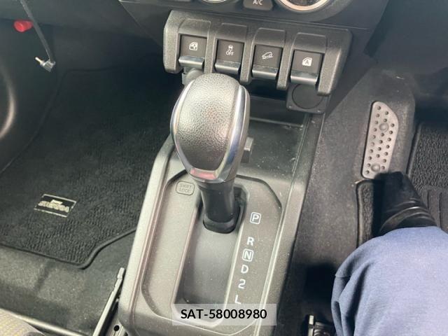 Suzuki JIMNY SIERRA 2019-01 7562290-23