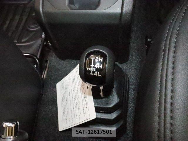 Suzuki JIMNY SIERRA 2025-12 7617368-17