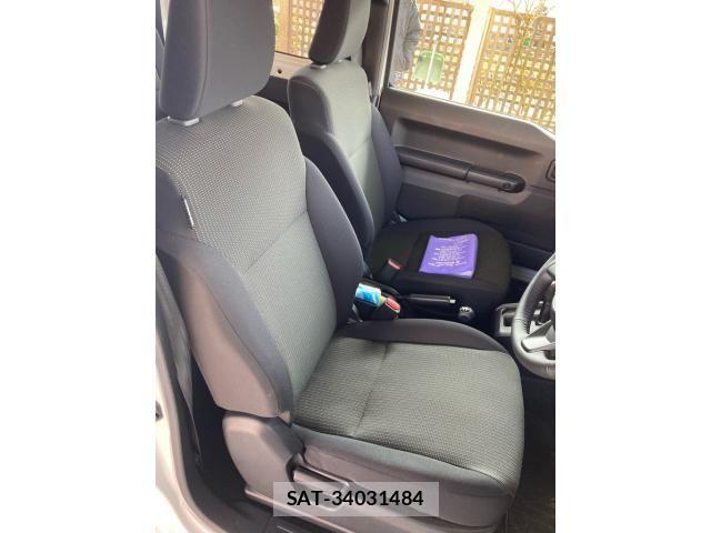 Suzuki JIMNY SIERRA 2025-02 7617375-15