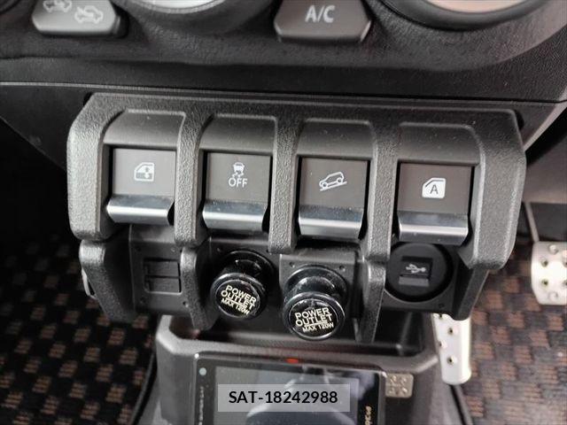 Suzuki JIMNY SIERRA 2018-09 7617388-20