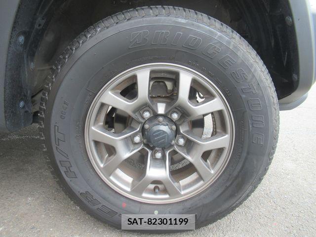 Suzuki JIMNY SIERRA 2022-03 7902793-25