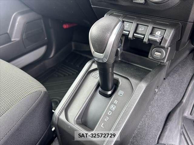 Suzuki JIMNY SIERRA 2023-07 7962238-23