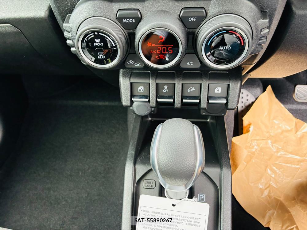 Suzuki JIMNY SIERRA 2026-04 7918225-17