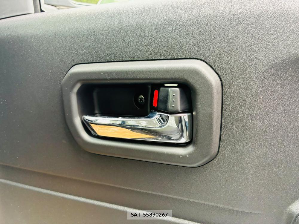 Suzuki JIMNY SIERRA 2026-04 7918225-18